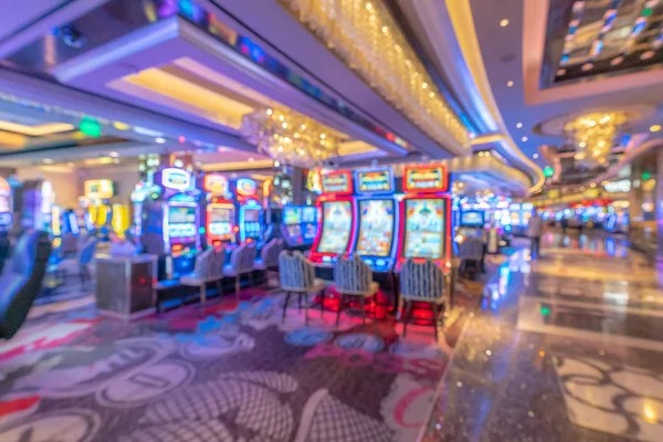 Baccarat result screen showing player and banker hands with payout confirmation